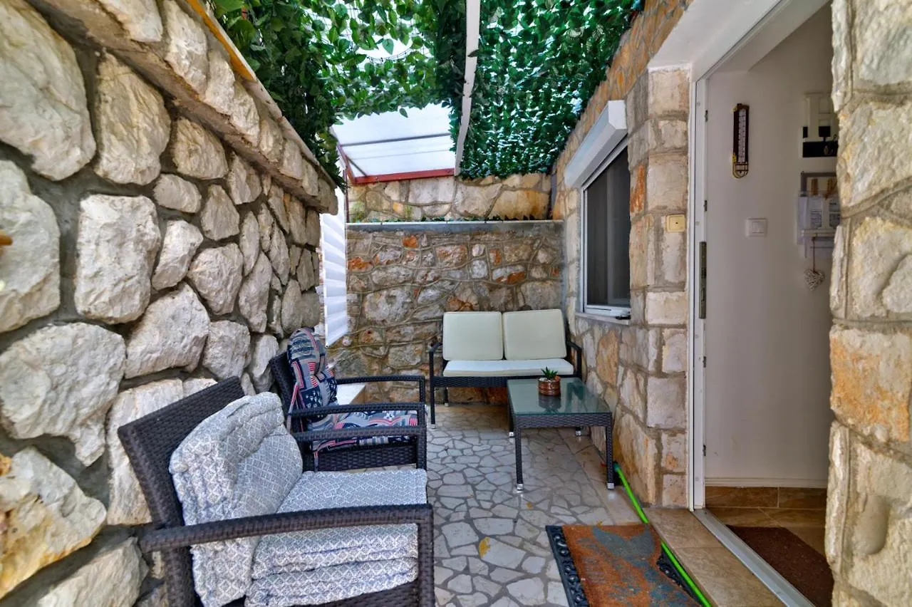 Sl Sun 6 App 1 Apartment Selce Croatia